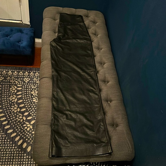 COMMANDO WIDE LEFT FAUX LEATHER HIGH WAIST WIDE LEG PANTS - Small - Picture 2 of 6